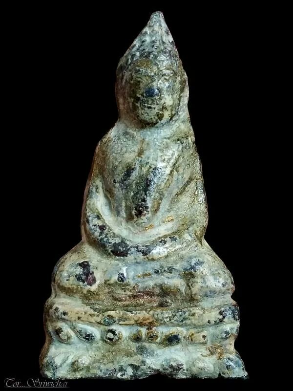 พระกรุเนื้อชินตะกั่วสนิมแดง ยุครัตนโกสินทร์ พิมพ์สมาธิ