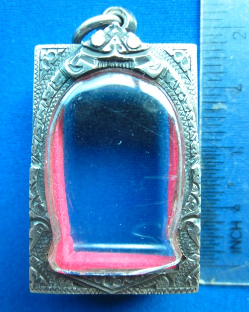 ตลับพระสมเด็จ ( พิมพ์ใหญ่ )