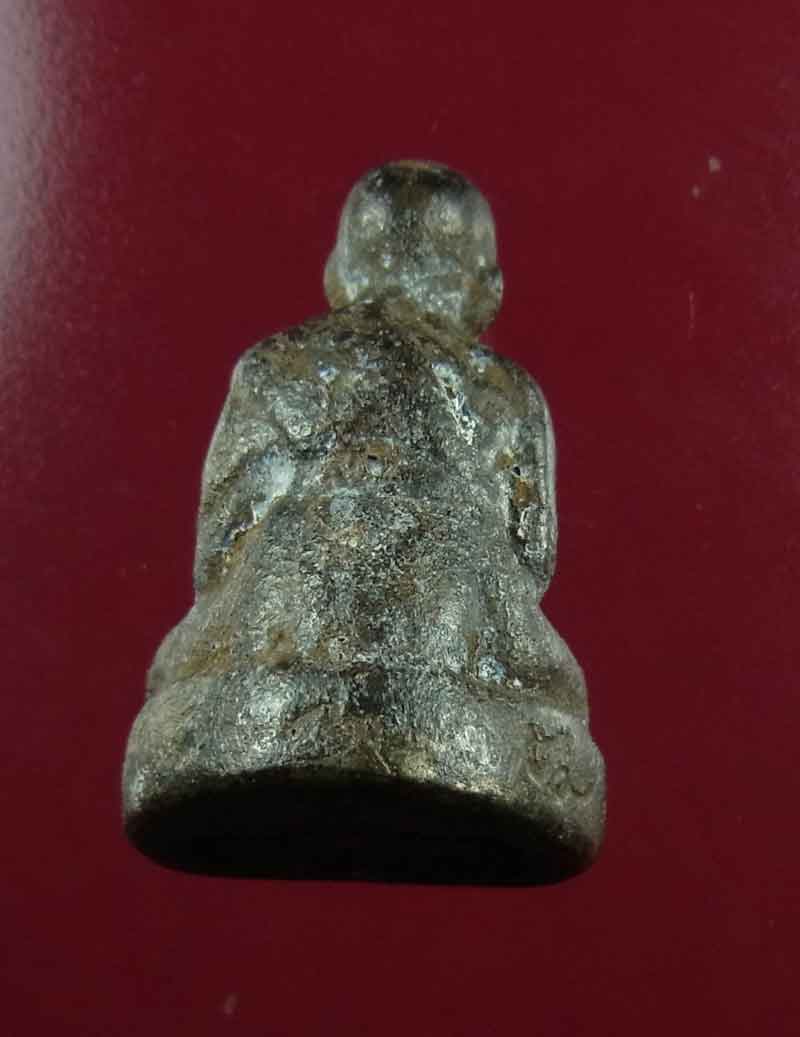 รูปหล่อโบราณ สมเด็จลุน วัดบ้านเวินไซ นครจำปาศักดิ์ ประเทศลาว (สปป.ลาว) เก่าจัด ฐานดอุดมวลสาร 