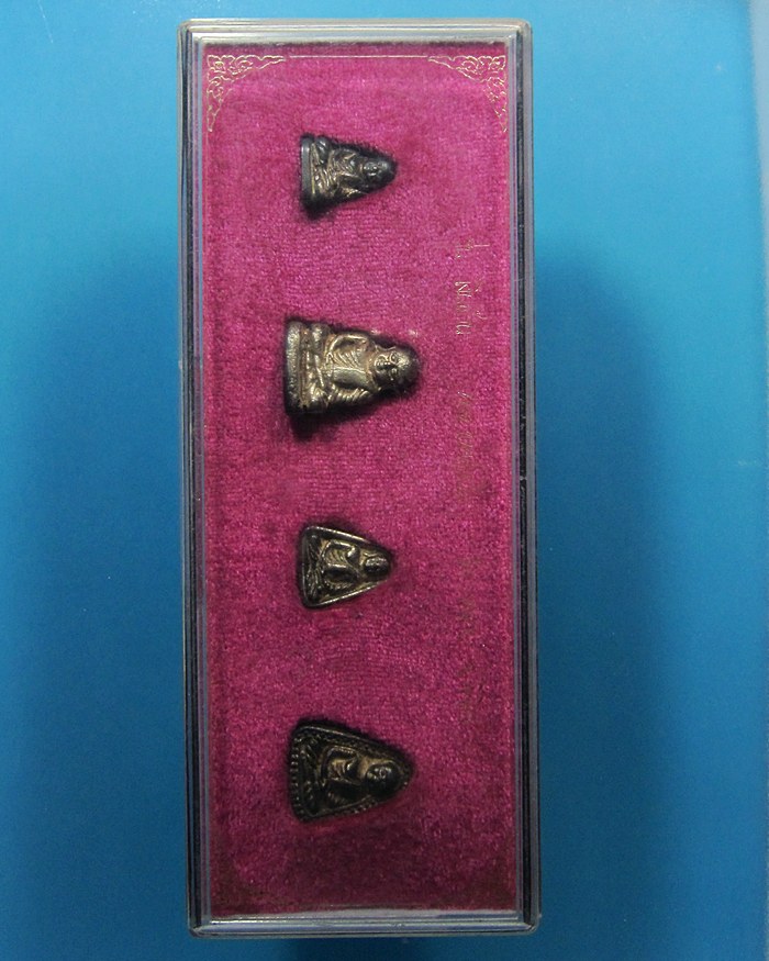 หลวงพ่อเงิน วัดบางคลาน (เนื้อนวะ)