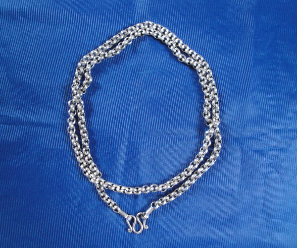 เคาะเดียว..สร้อยคอ เงินแท้ 92.5 มือสอง >>> ถูกกว่าซื้อใหม่ครับ >> มอบเป็นของขวัญปีใหม่ครับ...