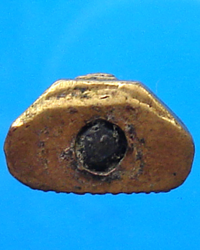 รูปหล่อปั๊ม หลวงพ่อกัน วัดเขาแก้ว หลังยันต์เฑาะ