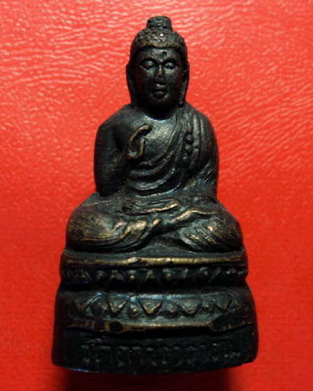 *พระพุทธปางประทานพร วัดถาวรวราราม (วัดญวน) จ.กาญจนบุรี ปี 2508 สวยมากค่ะ *