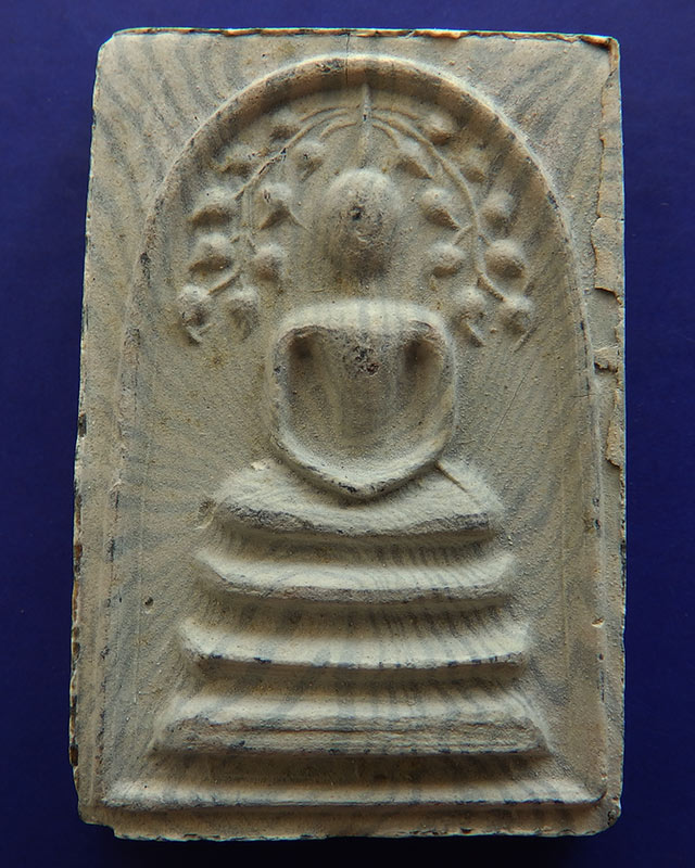 สมเด็จหลวงพ่อแพ วัดพิกุลทอง พิมพ์ปรกโพธิ์ (เยือนอินเดีย) สายรุ้ง พ.ศ. 2514 ฝังตะกรุด 3 กษัตริย์ (11)