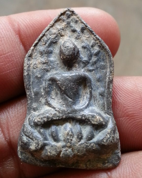 พระกรุเนื้อชินไม่ทราบที่ 