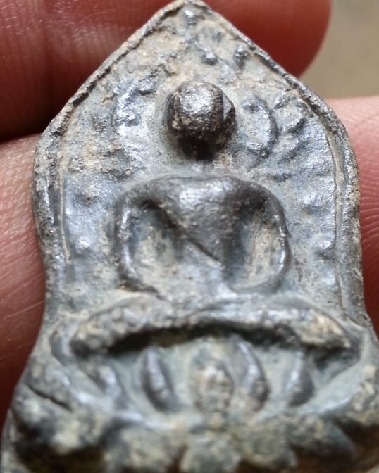 พระกรุเนื้อชินไม่ทราบที่ 