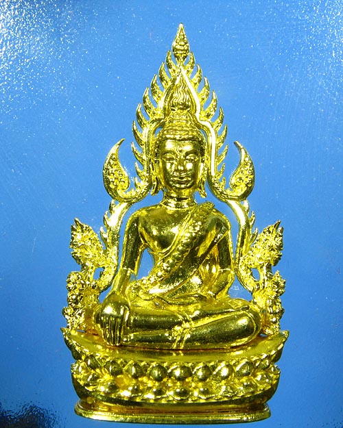 พระพุทธชินราช พิมพ์แต่งฉลุลอยองค์ เนื้อทองระฆัง รุ่น จอมราชันย์ หมายเลข 15104