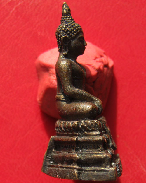 รูปหล่อรุ่นแรกหลวงพ่อใหญ่ วัดโยธานิมิต  จันทบุรี  ปี  ๒๕๒๐