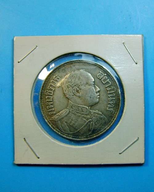 เหรียญช้างสามเศียร ร.๖ มหาวชิราวุธ สยามมินทร์ ๑บาท ปี๒๔๖๐ สวยมาก เก็บเก่าครับ