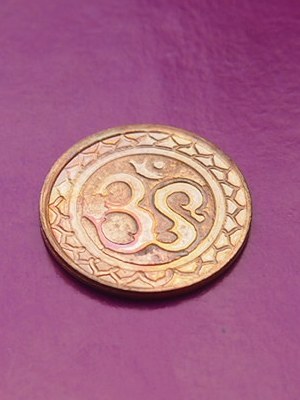 ((เริ่ม 10 บาท))  เคาะแรกแดงครับ..เหรียญพระพิฆเณศ ไม่ทราบที่  สวยๆ