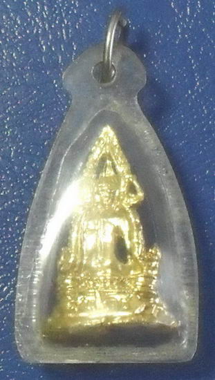 พระพุทธชินราช กะไหล่ทองสวยครับ เลี่ยมพร้อมใช้