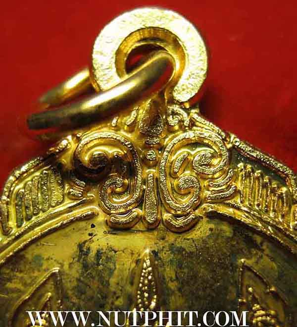 112*พระพุทธชินราชรูปไข่สภาพสวยงามมากครับ รุ่นเสาร์ห้า ๒๕๔๓ 