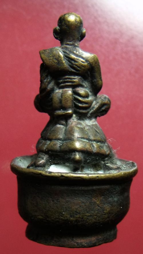 เต่าหล่อ หลวงปู่หลิว