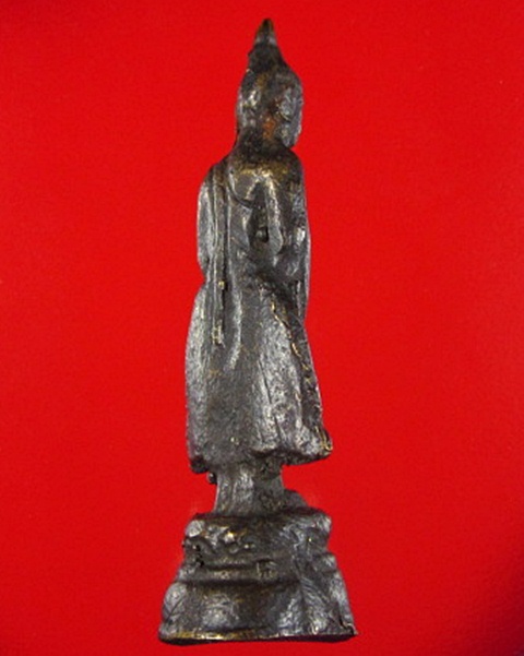 พระประจำวันปางถวายเนตรหลวงพ่อสนิท วัดลำบัวลอย จ.นครนายก