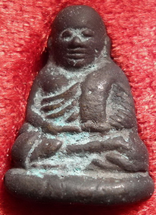 หลวงพ่อเงิน รุ่นปืนแตก