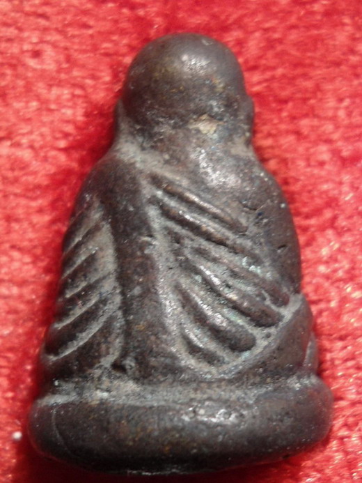 หลวงพ่อเงิน รุ่นปืนแตก