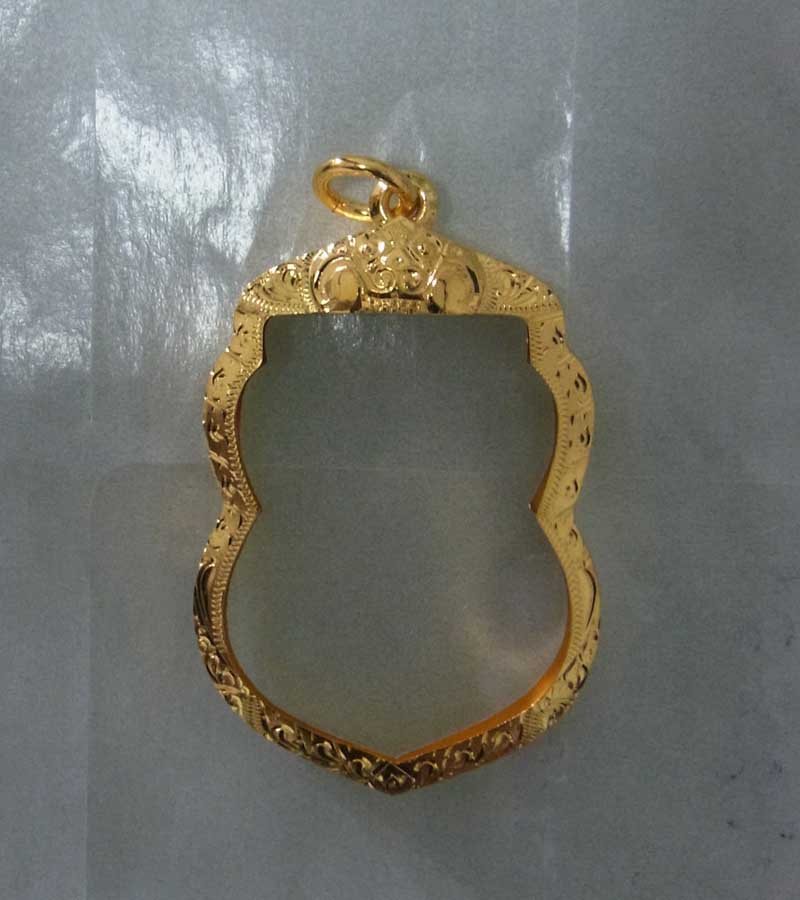 กรอบทองคำ งานแกะมือ หลวงปู่ทวด เสมา ทุกพิมพ์ น้ำหนัก 2.37 ราคา 3200 มือหนึ่ง