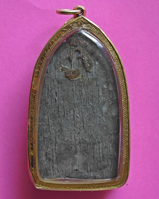 พระขุนแผนบัวห้าเม็ด เนื้อชินเงิน สุโขทัย  มีบัตรรับรอง พร้อมเลี่ยมทอง