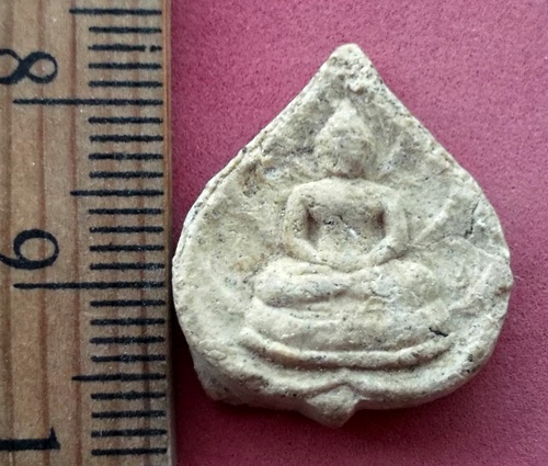 เคาะเดียวแดง เริ่ม 10 บาท กับ ผงยอดทรัพย์หลวงปู่คำสิงห์ สุภทฺโท วัดสิงหารินทาราม จ. บึงกาฬ ..AW512