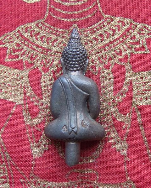 @ ยอดธงรุ่นเลื่อนสมณศักดิ์ หลวงพ่อตัด วัดชายนา จ.เพชรบุรี @