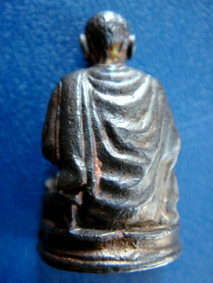 รูปเหมือนสมเด็จพระพุฒาจารย์(โต) พิมพ์ใหญ่ เนื้อนวโลหะ ปี 2517 พร้อมกล่องเดิมๆ พร้อมบัตรรับรองครับผม