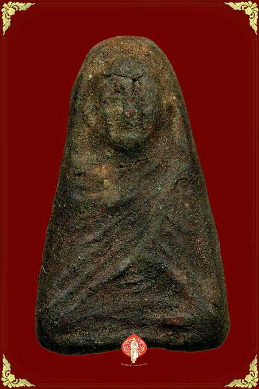 พ่อท่านคล้าย‬ วัดสวนขัน พิมพ์ห่มคลุมพิมพ์ใหญ่ เนื้อชานหมาก ปี02 ออกวัดวังตะวันออก