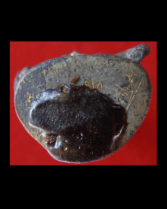 >> เคาะเดียว << พ่อท่านคล้าย รุ่นเสาร์ห้า เนื้อชนวนอุดผง **สร้างน้อย** >> โอนไป <<