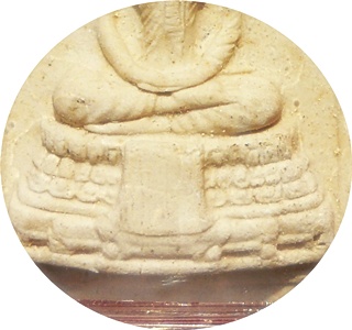 *** สมเด็จผงพรายกุมาร พิมพ์พระประธาน หลวงพ่อสิน วัดละหารใหญ่ ปี 2538 *** ( พร้อมเลี่ยมเดิมๆจากวัด)