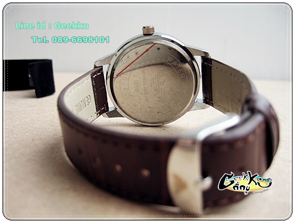นาฬิกา ARMANI รุ่นสองเข็มครึ่ง สายหนังสีน้ำตาล เรือนเงิน