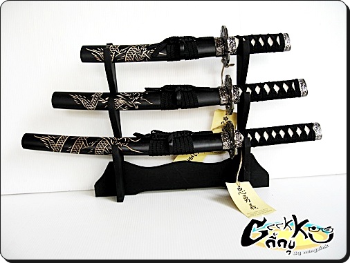 มินิดาบซามูไร !!!!! งานสวยค่ะ  (ลายมังกร)   ไว้สำหรับตั้งโชว์ประดับบ้าน หรือเป็นของขวัญปีใหม่ 