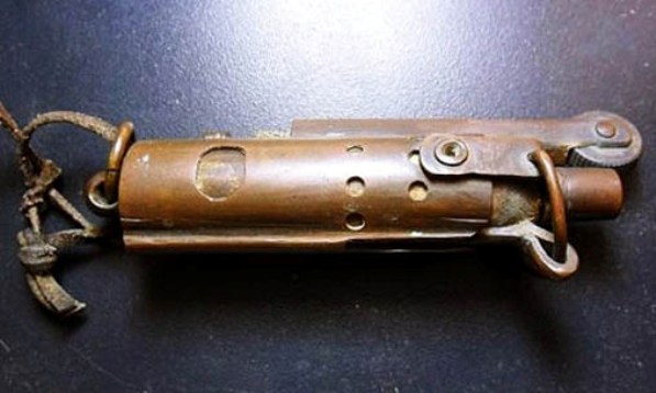 ไฟแช็คหัวรถไฟโบราณ 