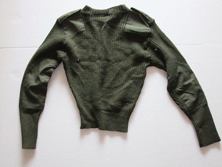 เสื้อ Sweater Service 100% Wool # Size 40