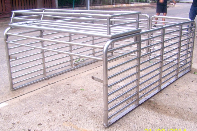 ครอบกระบะหัวเดียว สแตนเลสอย่างหนา ตาถี่ๆ พร้อมฝาปิดท้าย ถูกๆคับ