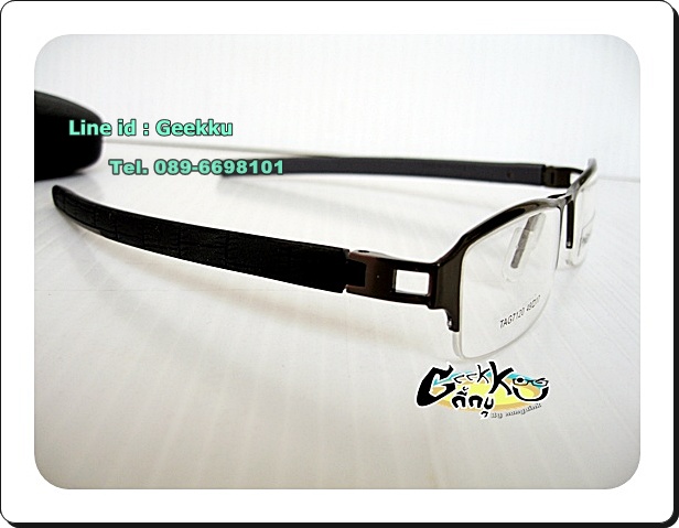 กรอบ แว่นตา Tag ทรงครึ่งกรอบสีกัน(สีดำเทา) ตัวกรอบเป็นโลหะค่ะ ก้านขาเป็นซิลิโคนนิ่ม (ขาสีดำด้านในสีเ