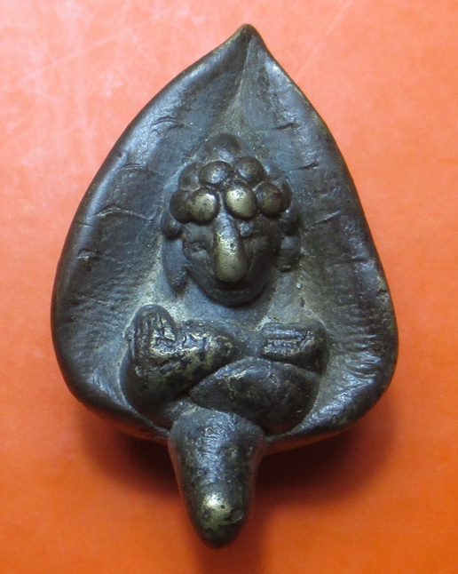 พระอุปคุตเขมร ในใบบัว 