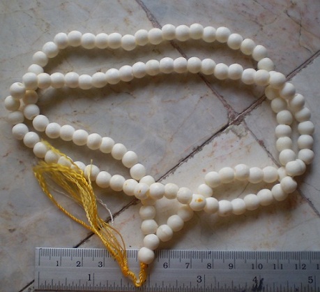 สร้อยประคำ  108 เม็ด กระดูกช้าง 8 มิล  เคาะเดียว 