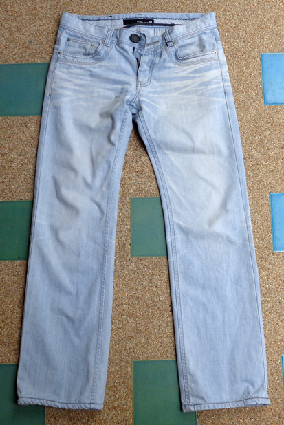 ยีนส์ eloq ของแท้ 100% เอว32ครับ