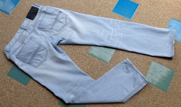 ยีนส์ eloq ของแท้ 100% เอว32ครับ