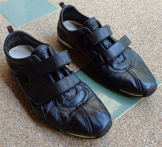 รองเท้า GUCCI ของแท้ หนังดำ สวยๆครับ แบรนด์ระดับเทพ Made in Italy แท้ๆ