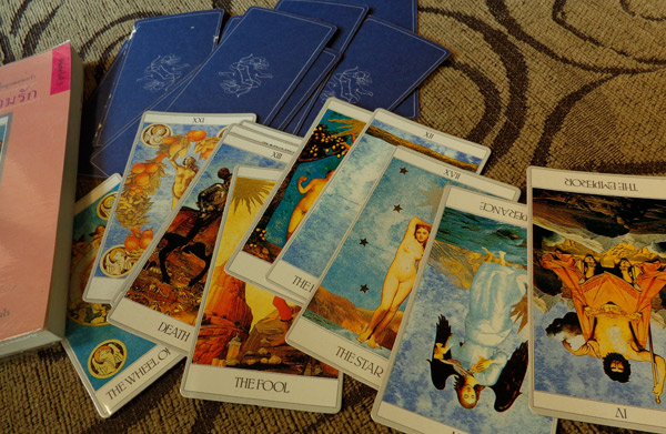 ไพ่ยิปซี ชุดยอดนิยมในยุโรปและอเมริกา รูปภาพสวยงาม มาพร้อมหนังสือคู่มือแปลเป็นไทย