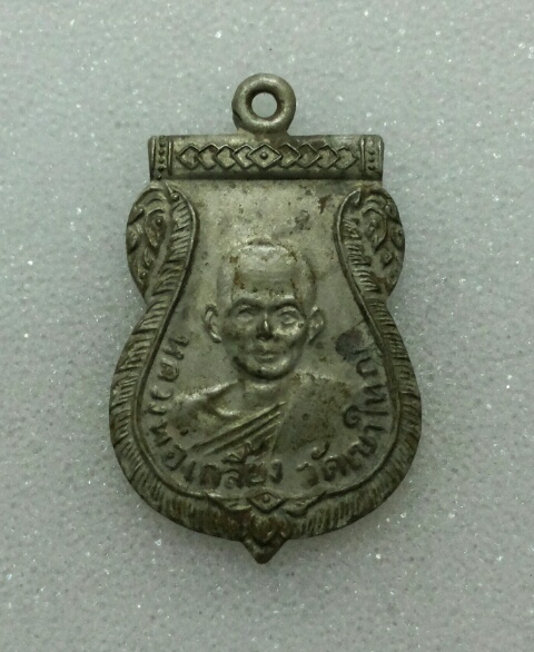 หลวงพ่อเกลี้ยง วัดเขาใหญ่ อ.ท่ามะกา จ.กาญจนบุรี
