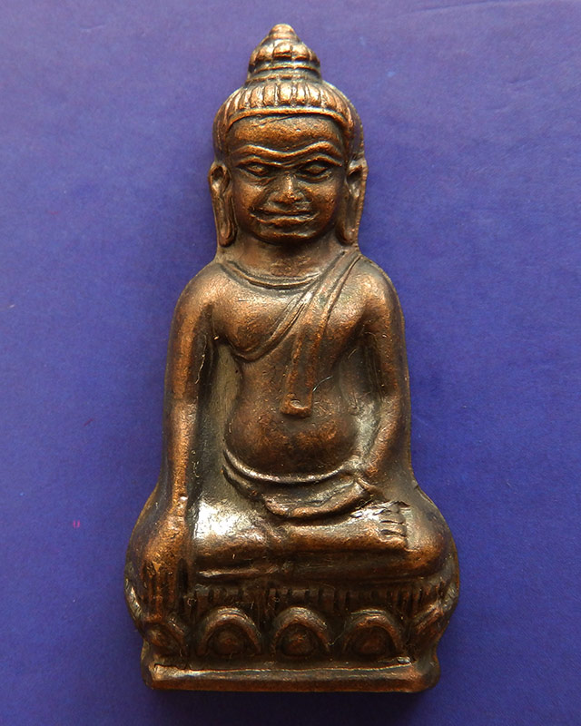 10.พระหูยาน หลังจปร. (รุ่นปืนแตก) วัดราชบพิธ พ.ศ. 2513 ในหลวงเสด็จเททอง เกจิ 108 ปลุกเสกพิธีใหญ่