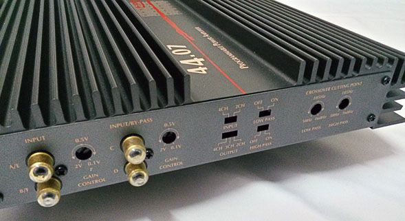 ขาย Amp Macrom 44.07 แบรนด์ ไฮน์เอนด์ Make in UK สภาพสวยมาก ไม่ซ่อม ใช้งานปกติ