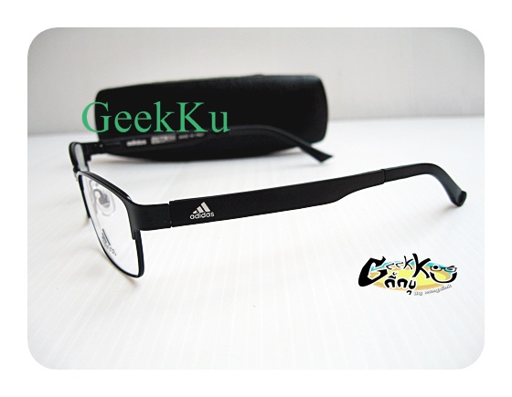 กรอบแว่น adidas ทรงกรอบเต็มสีดำ ตัวกรอบมีความยืดหยุ่นสูง น้ำหนักเบามากค่ะ **นำไปทำเลนส์สายตาได้