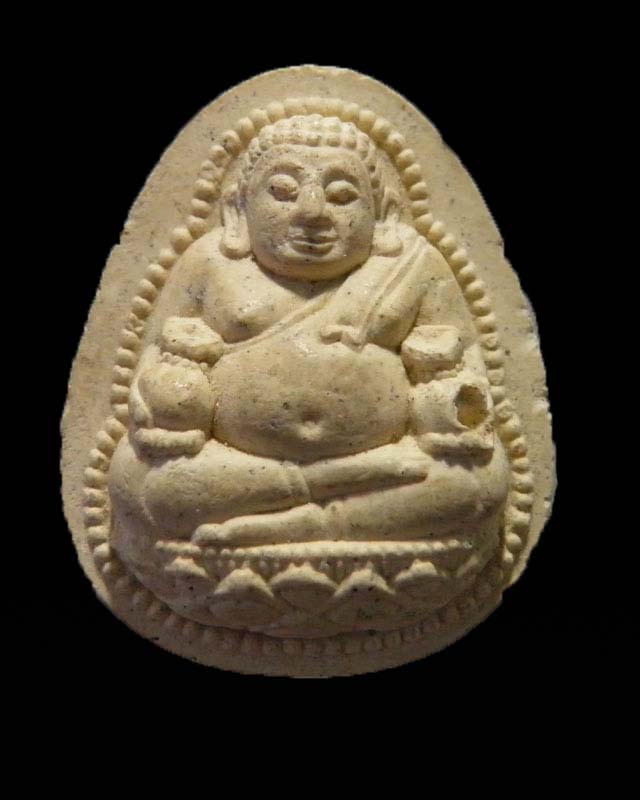 พระสังกัจจน์ถือถุงเงิน-ถุงทอง เนื้อผง หลวงพ่อไสว วัดปรีดาราม นครปฐม  ดีด้านโชคลาภ พร้อมตลับ