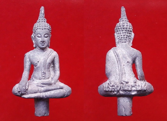 พระยอดธงรุ่น 5 ท้ายิง หลวงพ่อคูณ วัดบ้านไร่ เนื้อ"ตะกั่วเถื่อน" (ตอกโค๊ต) พร้อมกล่อง มีประสบการณ์