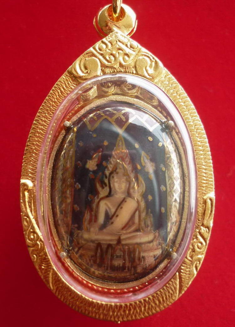 ล็อกเก็ตพระพุทธชินราช จ.พิษณูโลก เนื้อกะหลั่ยทอง ด้านหลังประทับอกเลา+พานพุ่มทอง สวยกริ๊บ