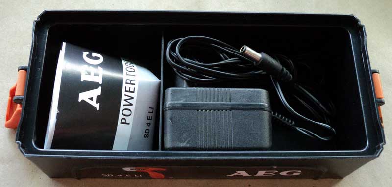 ไขควงไฟฟ้าไร้สาย เทคโนโลยี เยอรมัน ราคาที่คนไทยเป็นเจ้าของได้ ไม่แพงครับ พร้อมอุปกรณ์ และที่ชาร์ท 