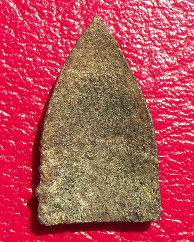 พระร่วงนั่งใบขี้เหล็ก กรุวัดพระศรีมหาธาตุ ลพบุรี