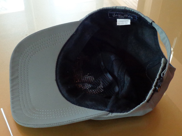 หมวก Valentino Rudy ITALY Extreme Sports ของแท้ครับ  ปักด้านหน้าอย่างสวย